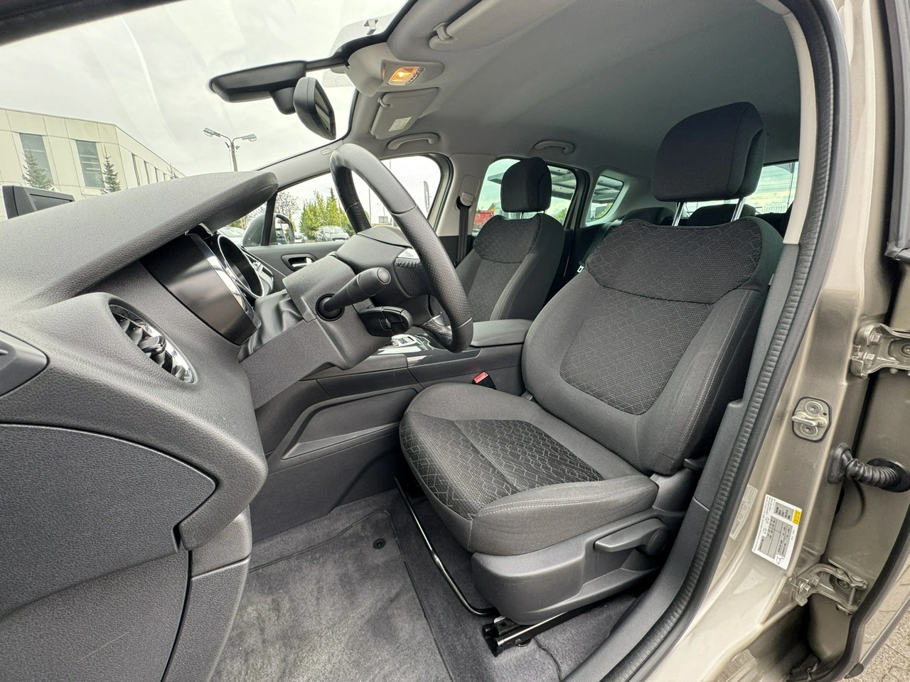Peugeot 3008 - Zdjęcie 15