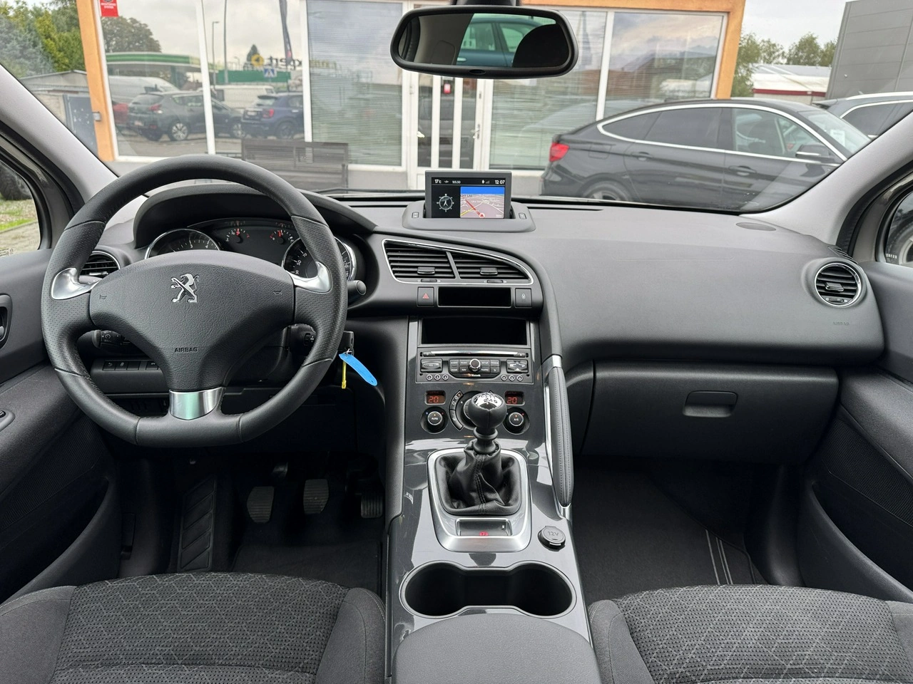 Peugeot 3008 - Zdjęcie 16