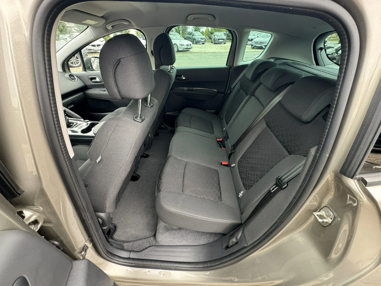 Peugeot 3008 - Zdjęcie 17