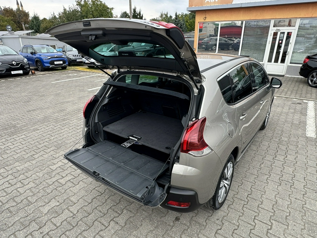 Peugeot 3008 - Zdjęcie 19