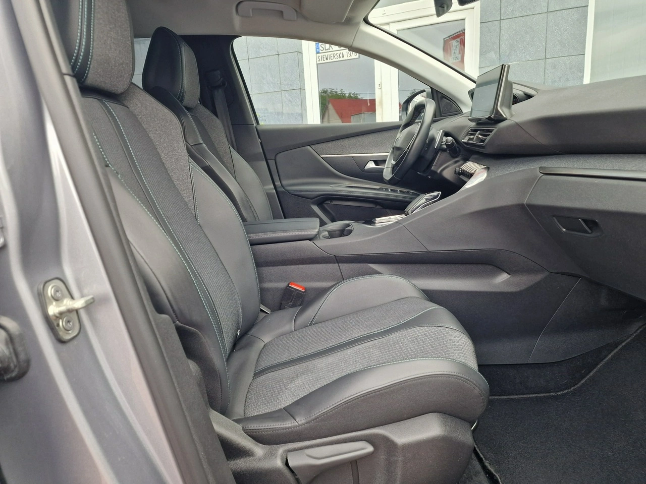 Peugeot 3008 - Zdjęcie 23
