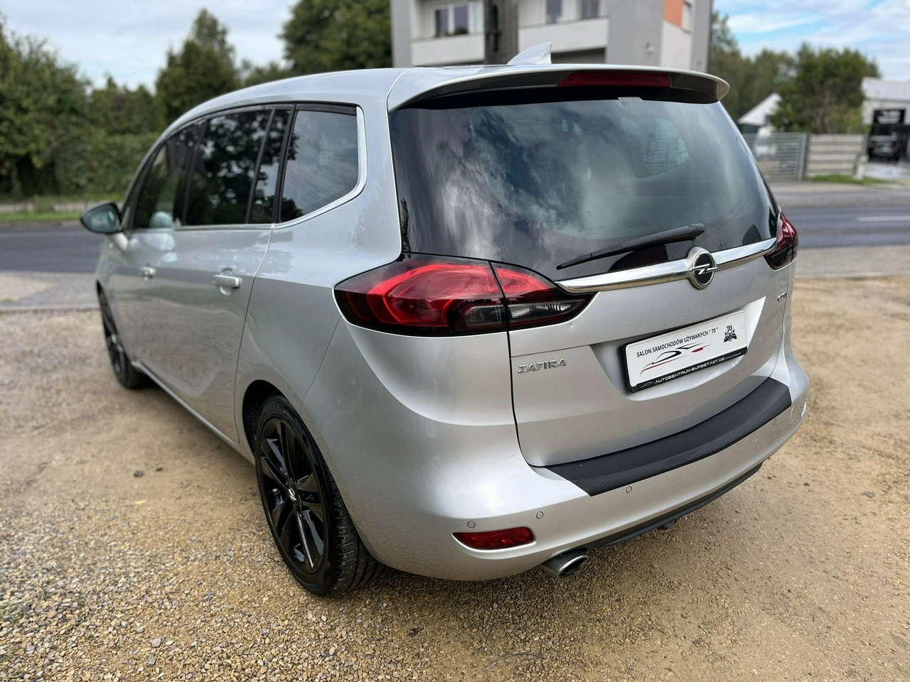 Opel Zafira - Zdjęcie 9