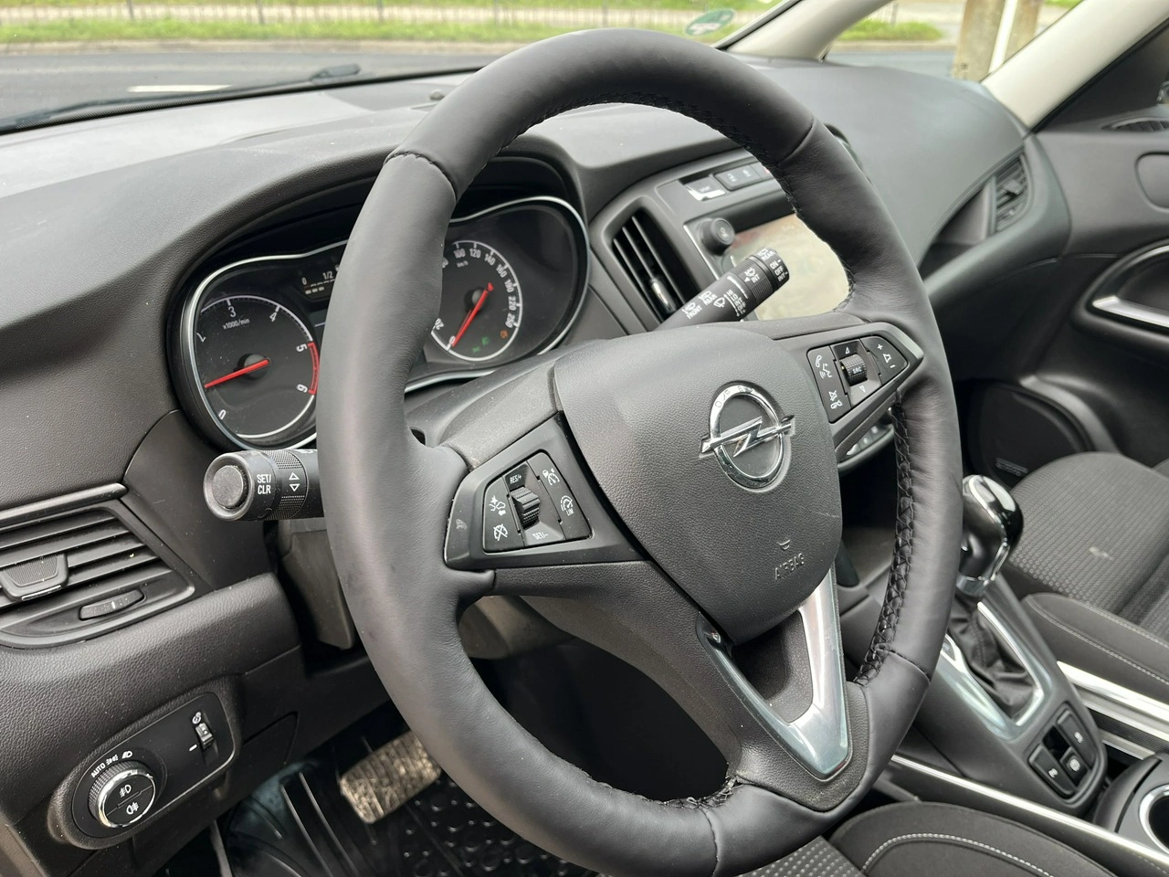 Opel Zafira - Zdjęcie 17