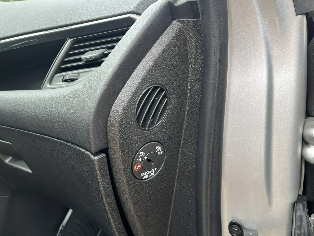 Opel Zafira - Zdjęcie 25