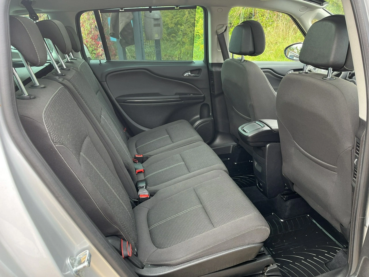 Opel Zafira - Zdjęcie 27