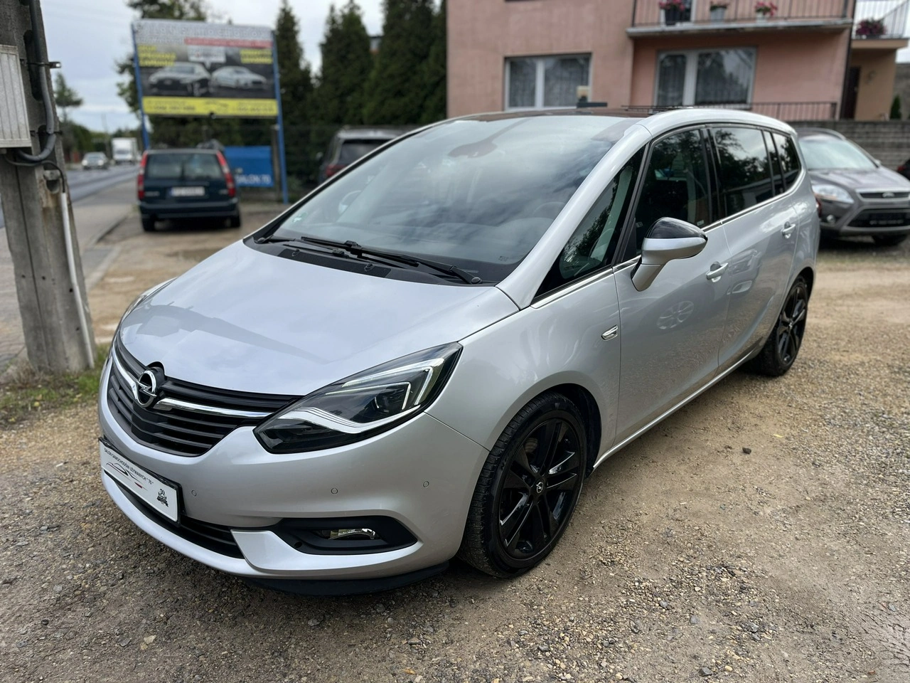 Opel Zafira - Zdjęcie 4