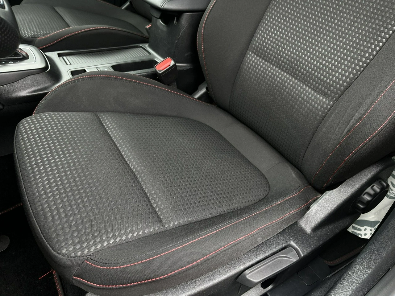 Ford Focus - Zdjęcie 15
