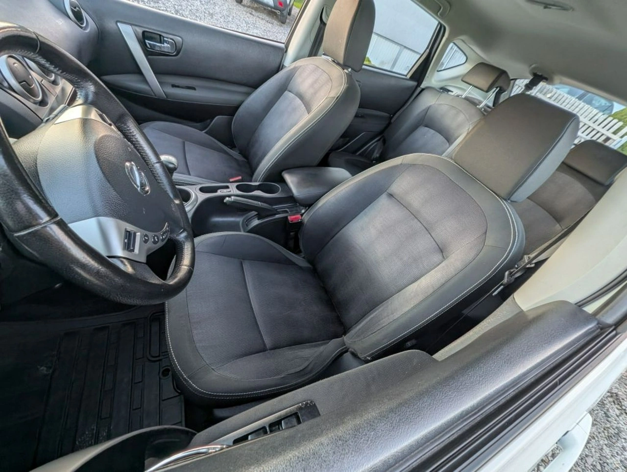 Nissan Qashqai - Zdjęcie 10