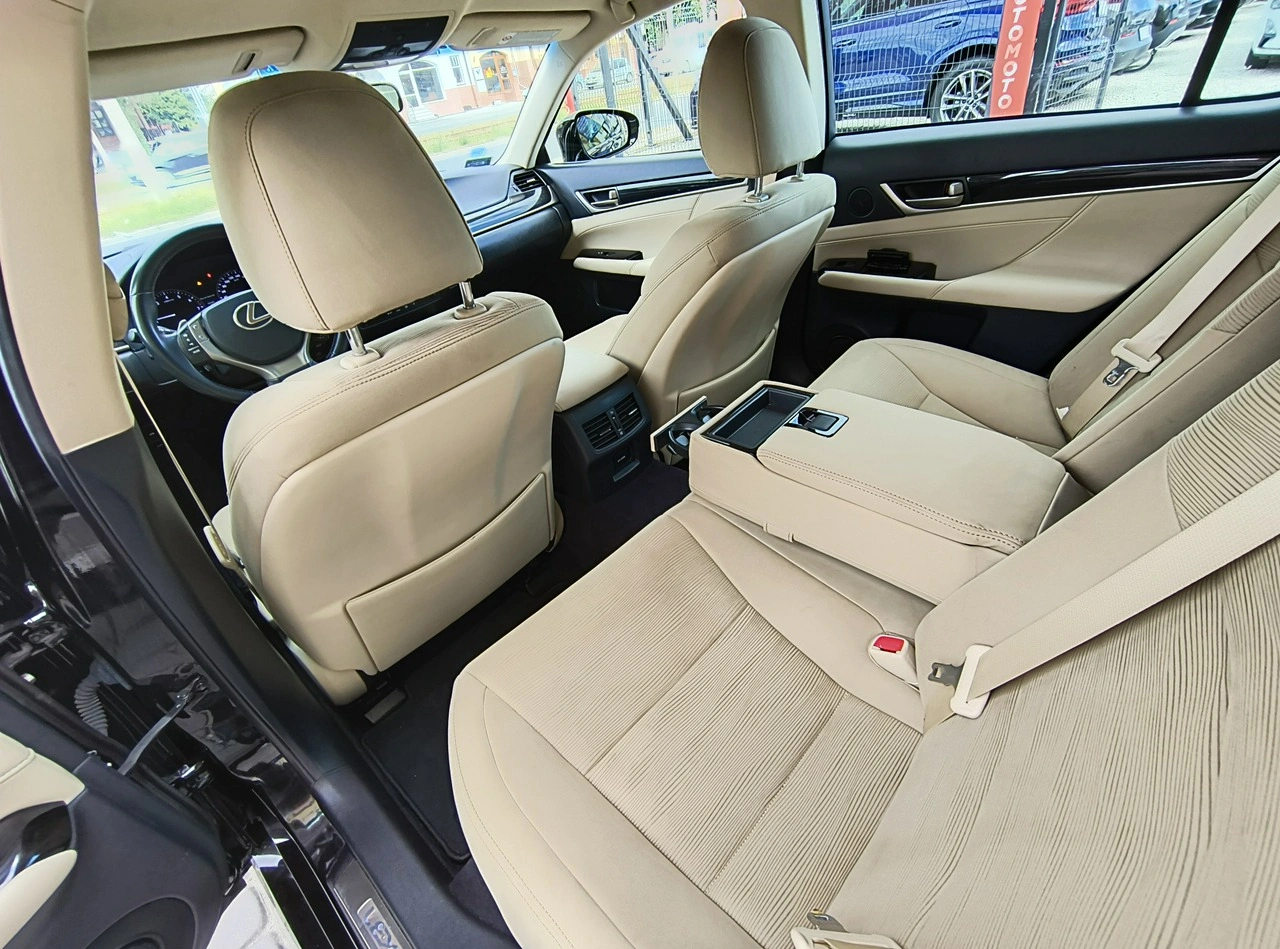Lexus GS - Zdjęcie 11