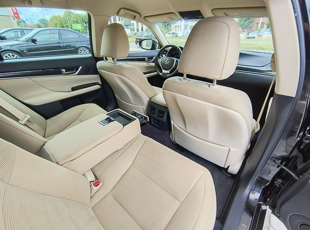Lexus GS - Zdjęcie 16