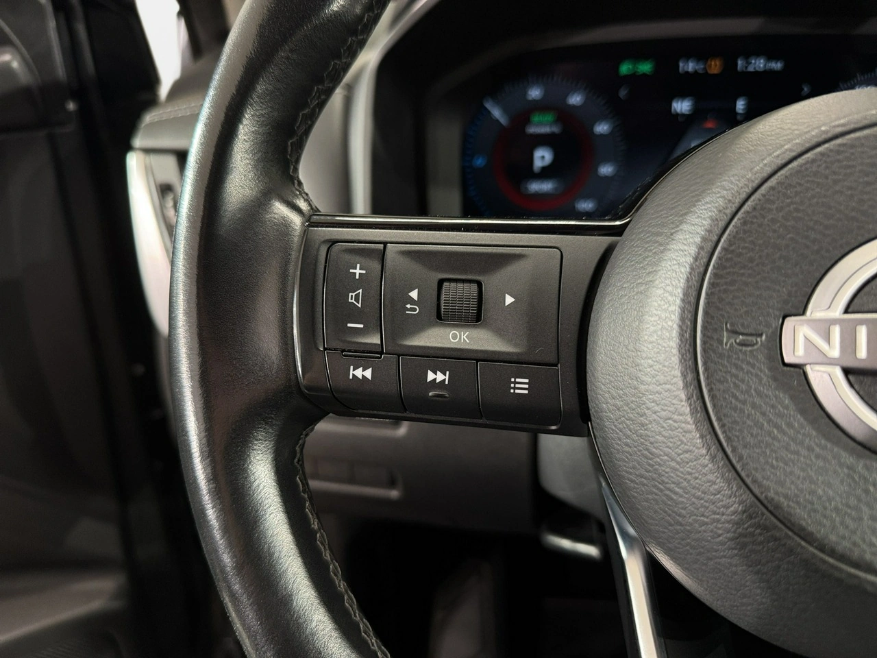 Nissan Qashqai - Zdjęcie 14