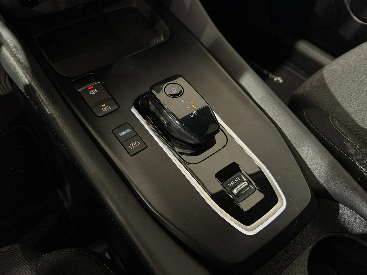 Nissan Qashqai - Zdjęcie 24