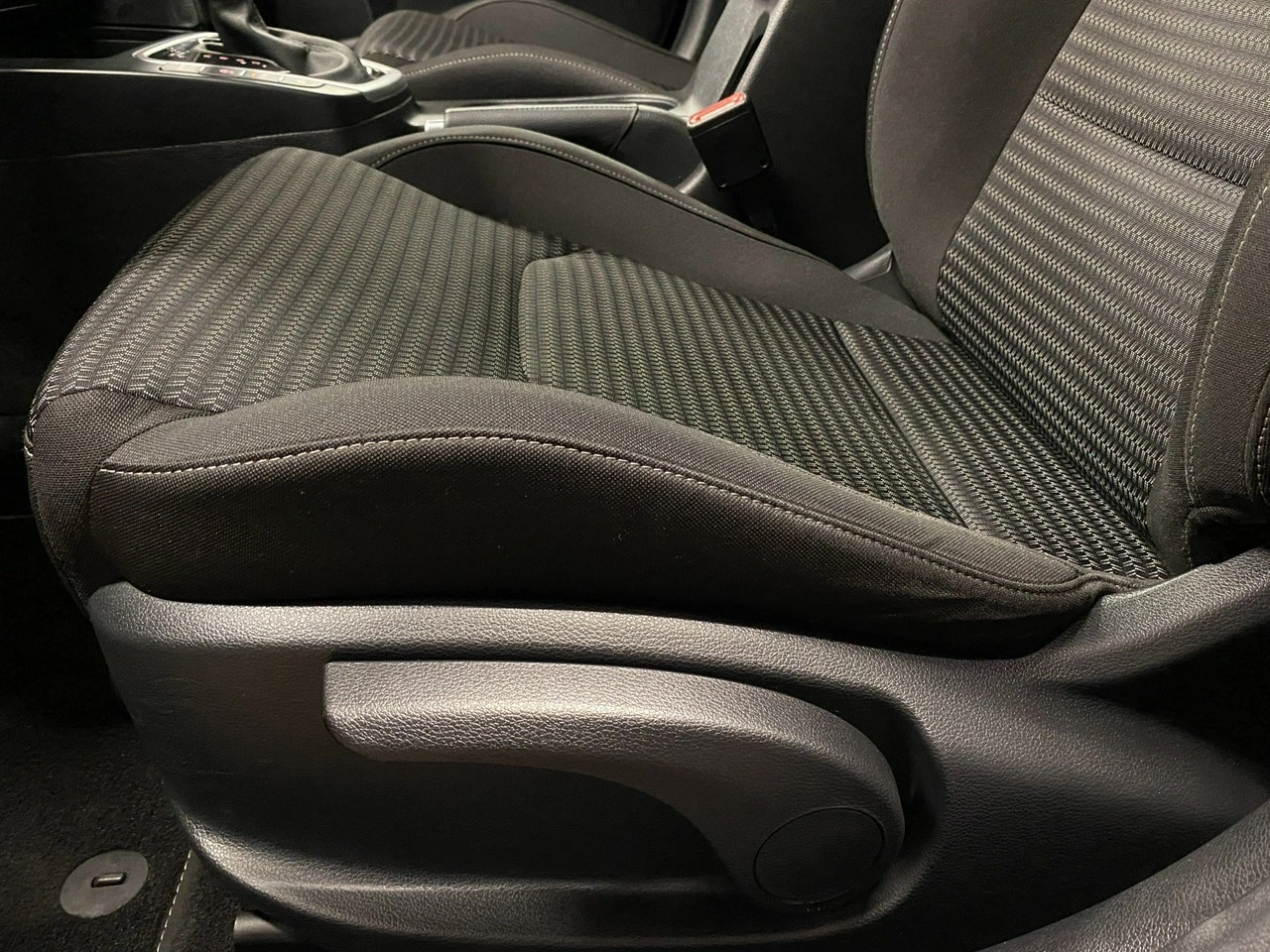 Kia XCeed - Zdjęcie 12