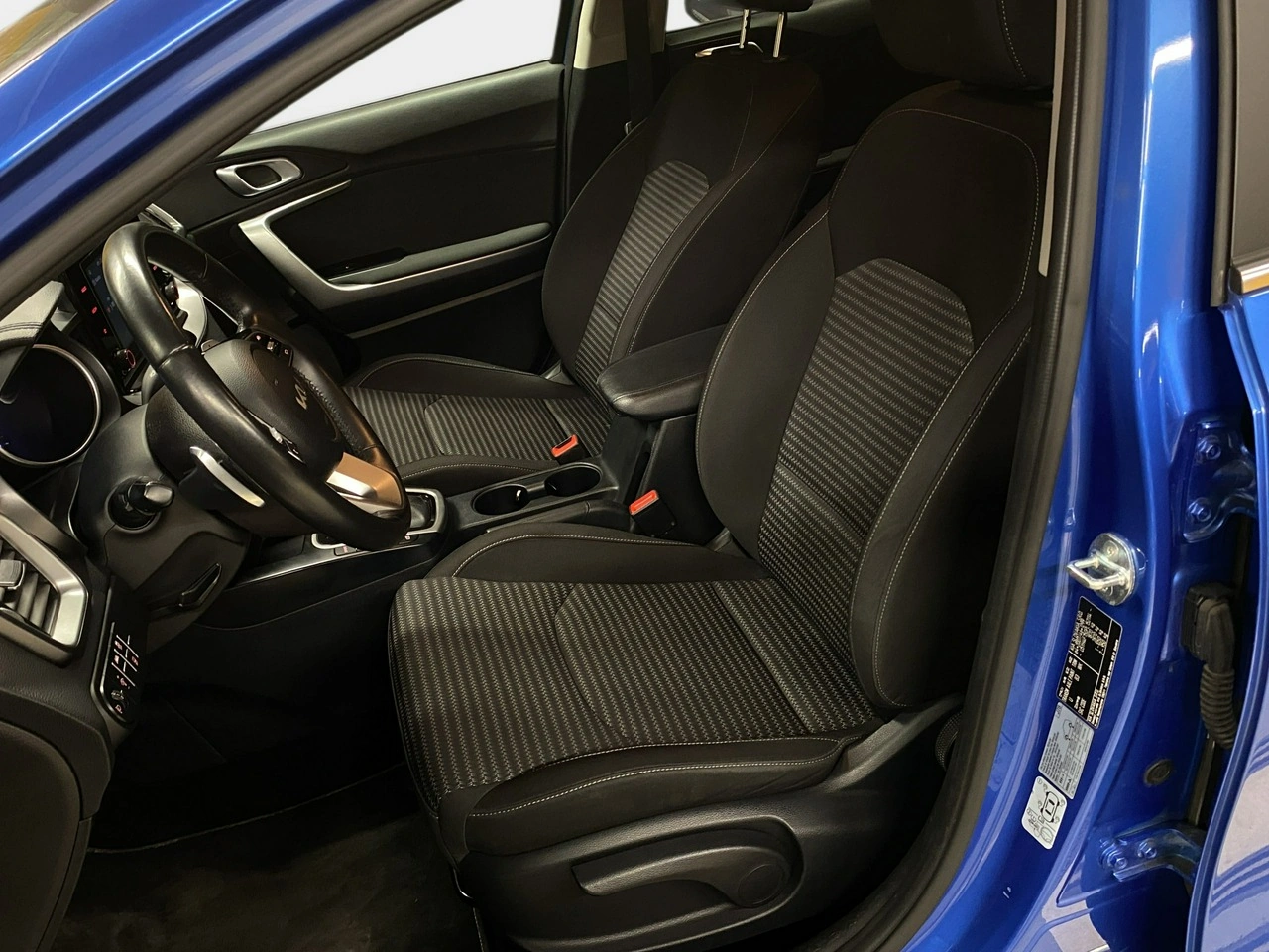 Kia XCeed - Zdjęcie 12