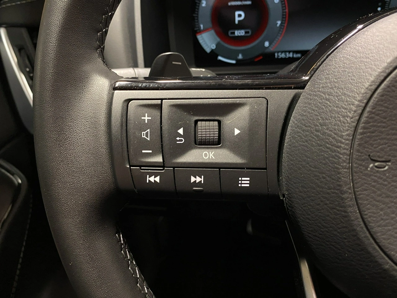 Nissan Qashqai - Zdjęcie 20