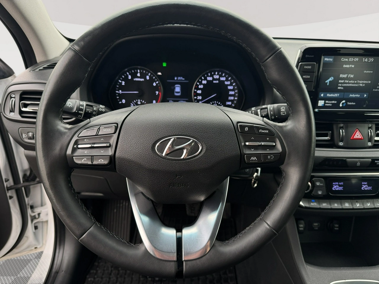 Hyundai i30 - Zdjęcie 12