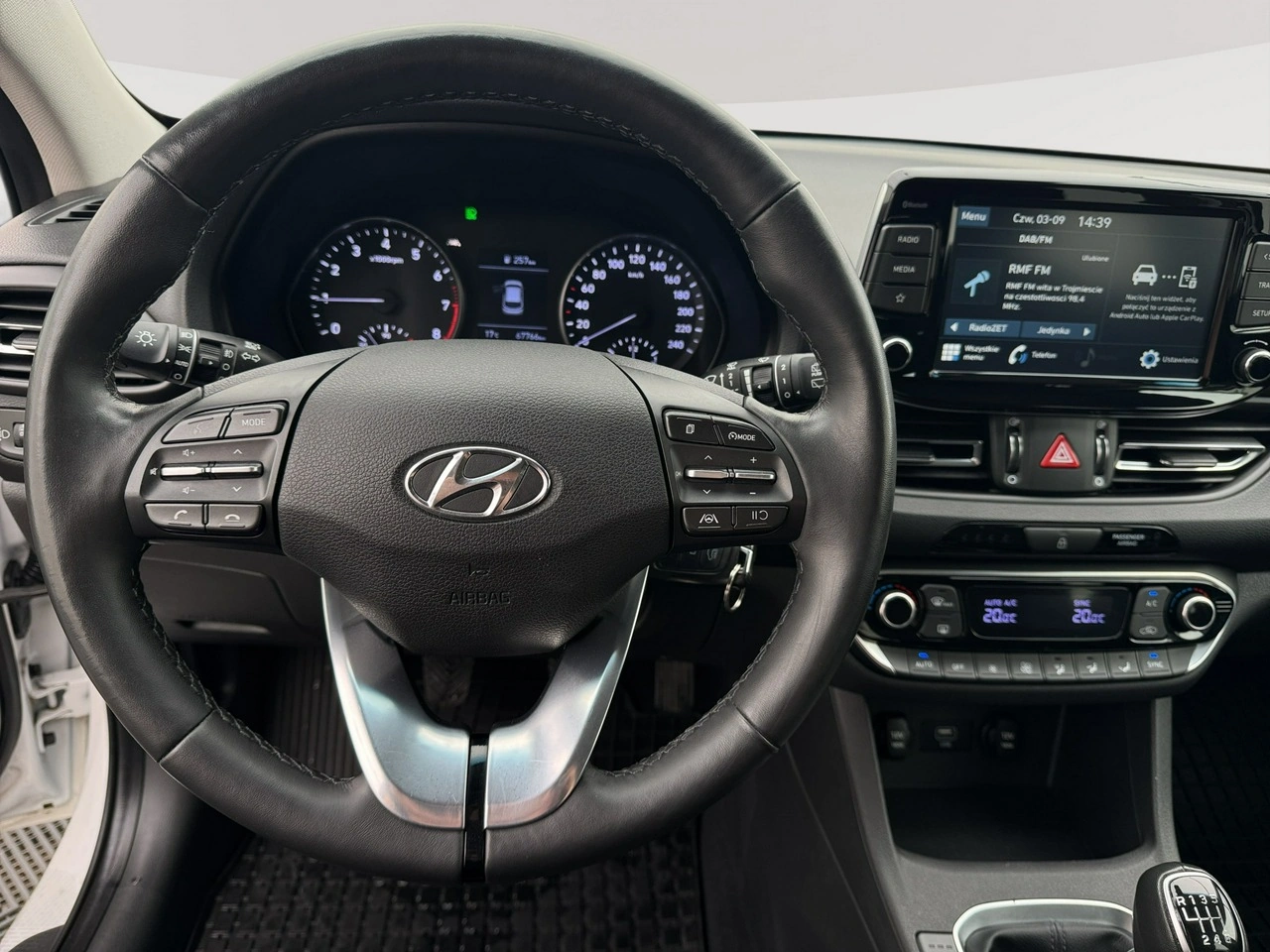 Hyundai i30 - Zdjęcie 14
