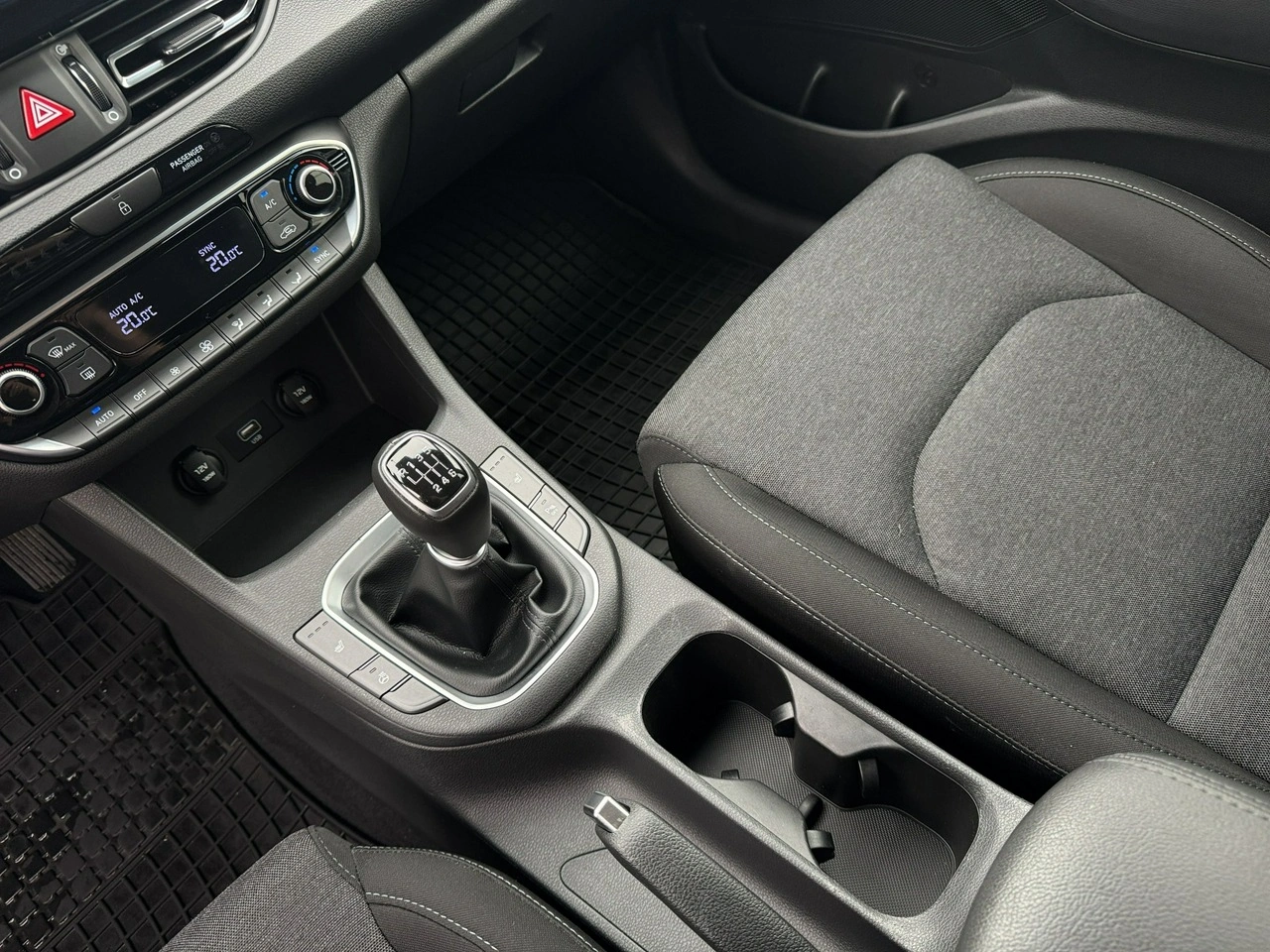 Hyundai i30 - Zdjęcie 18