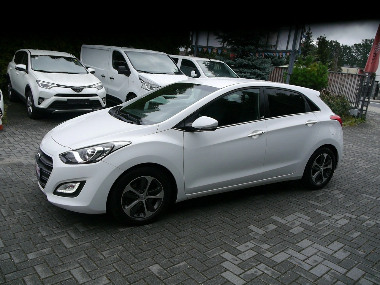Hyundai i30 - Zdjęcie 11
