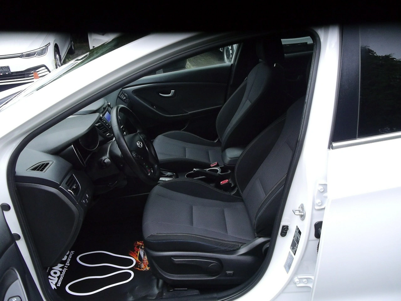 Hyundai i30 - Zdjęcie 24