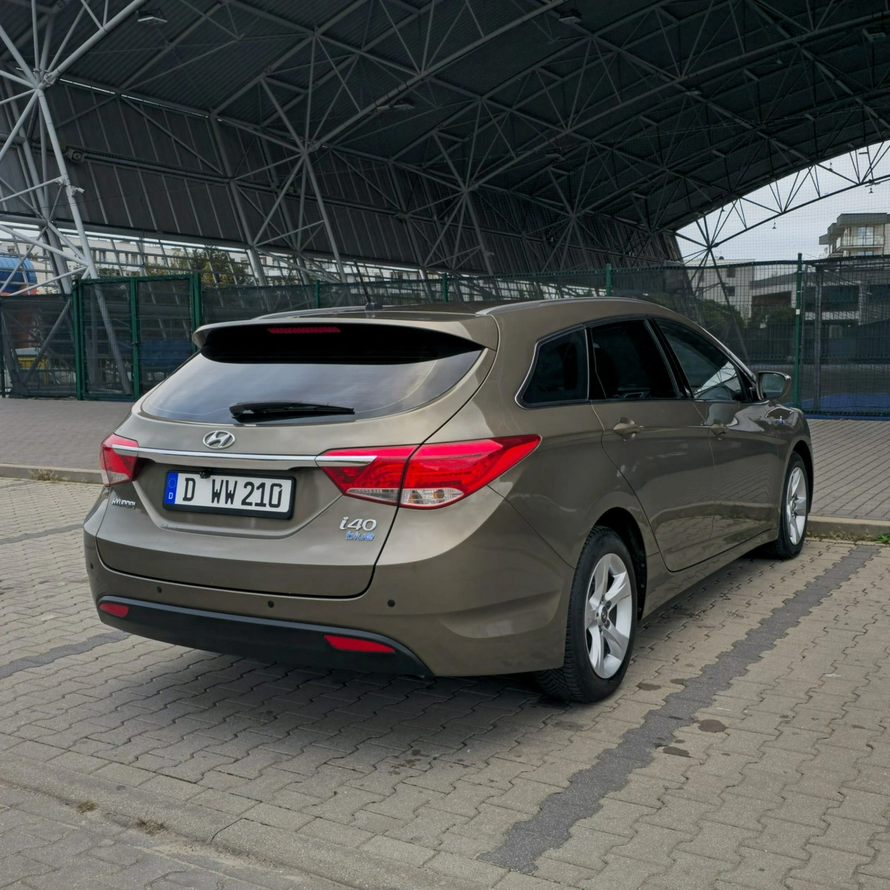 Hyundai i40 - Zdjęcie 16