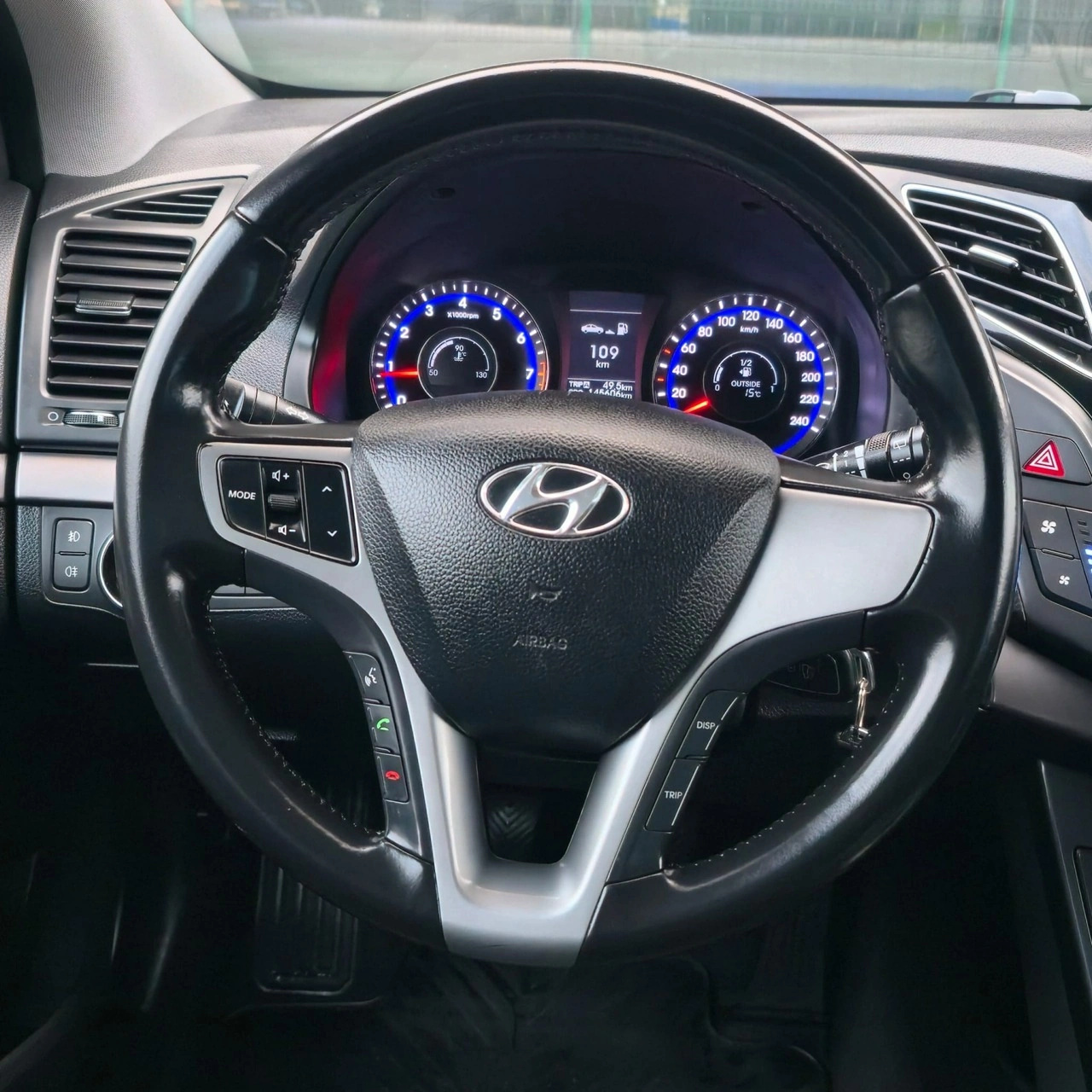 Hyundai i40 - Zdjęcie 38
