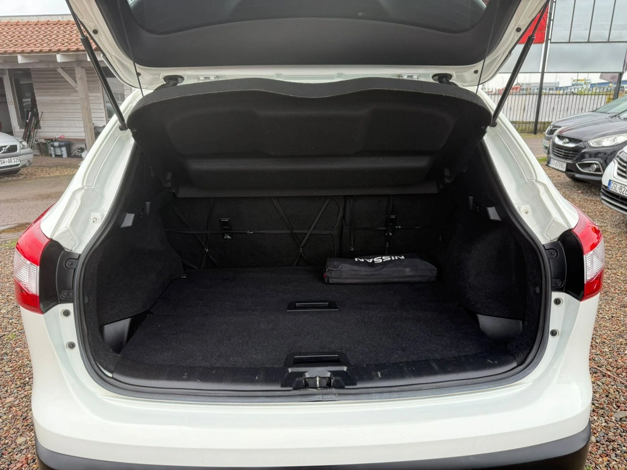 Nissan Qashqai - Zdjęcie 12