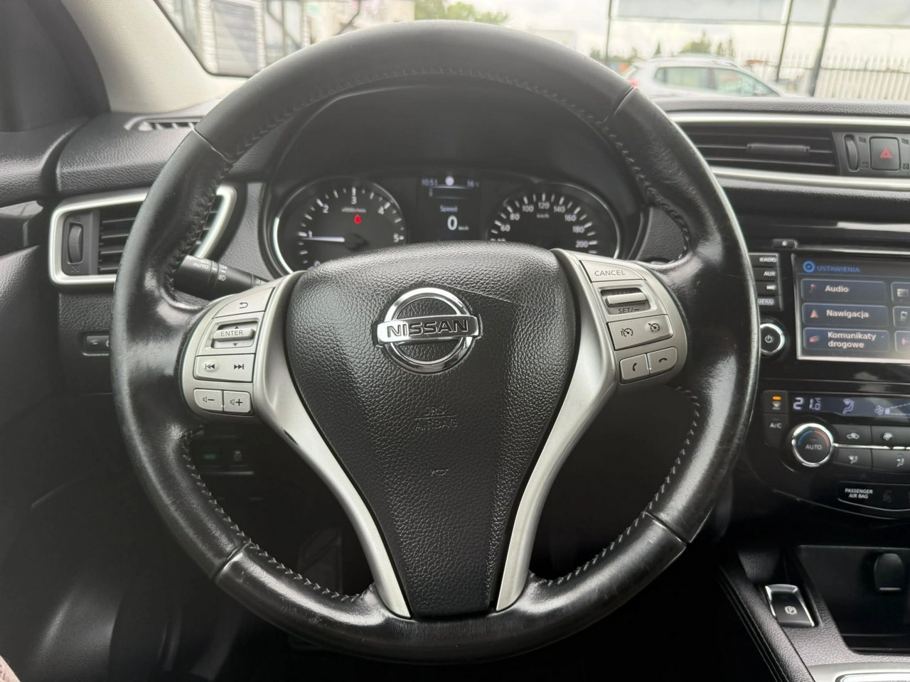 Nissan Qashqai - Zdjęcie 33