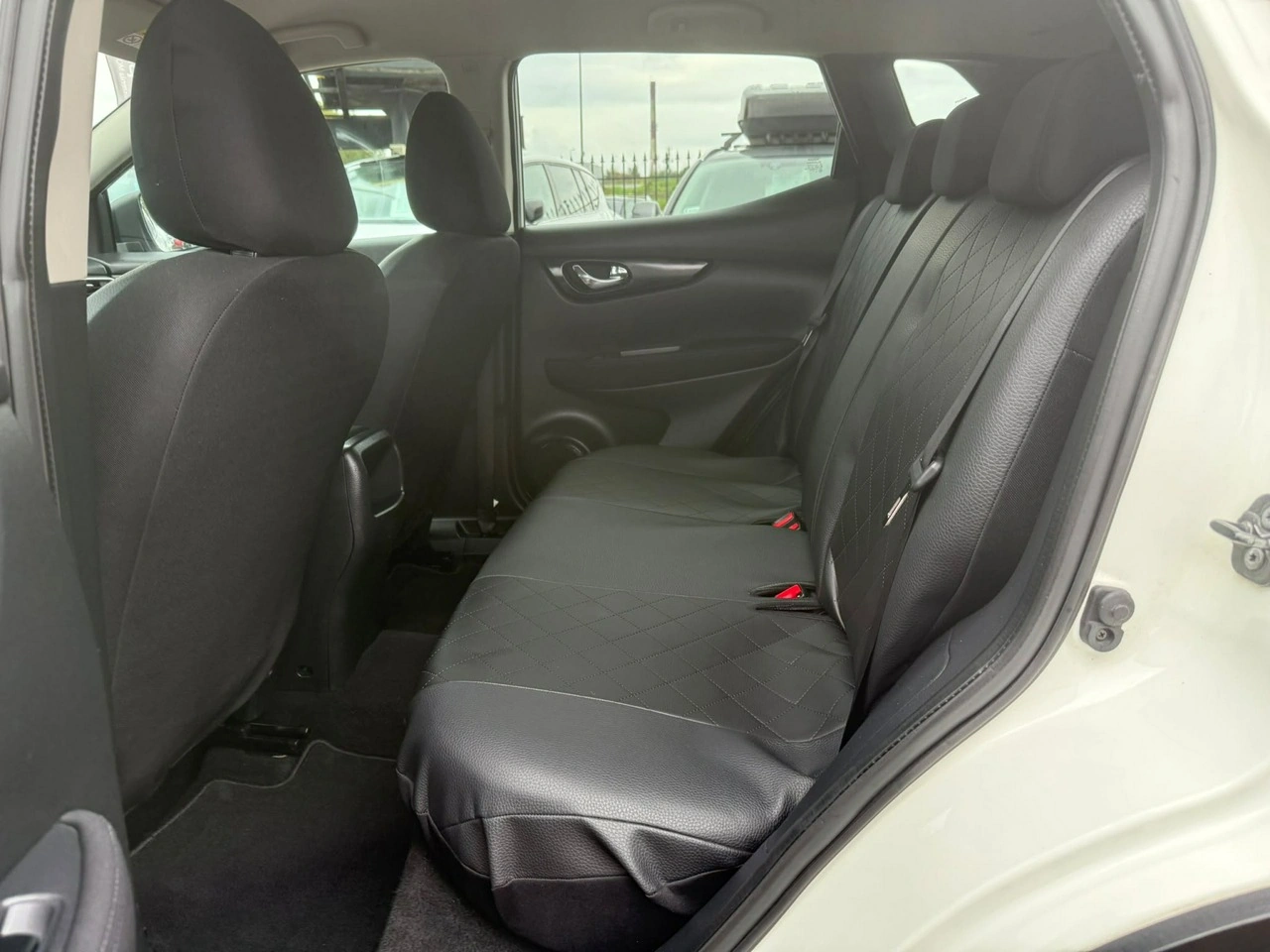 Nissan Qashqai - Zdjęcie 9