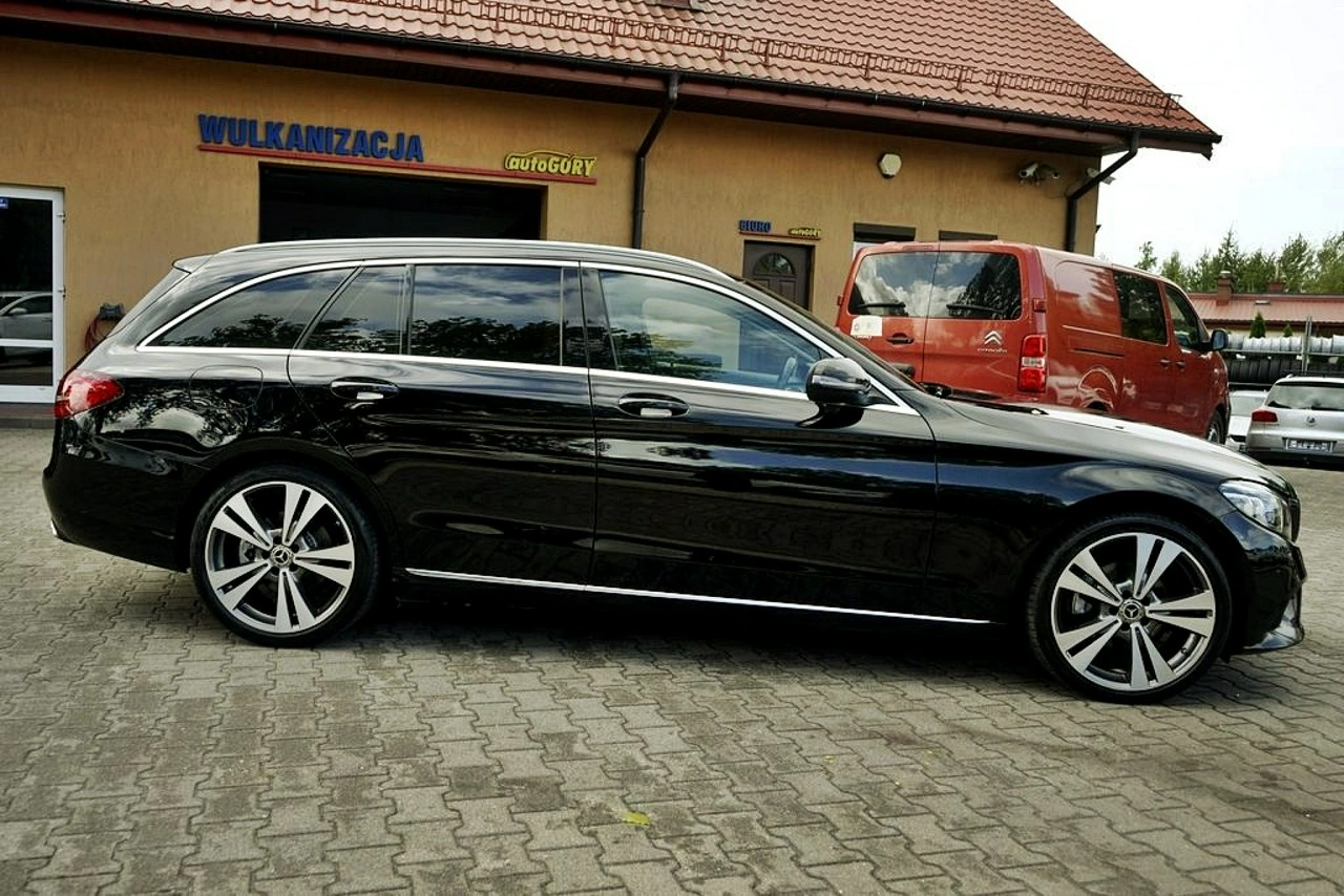 Mercedes C 220 - Zdjęcie 11