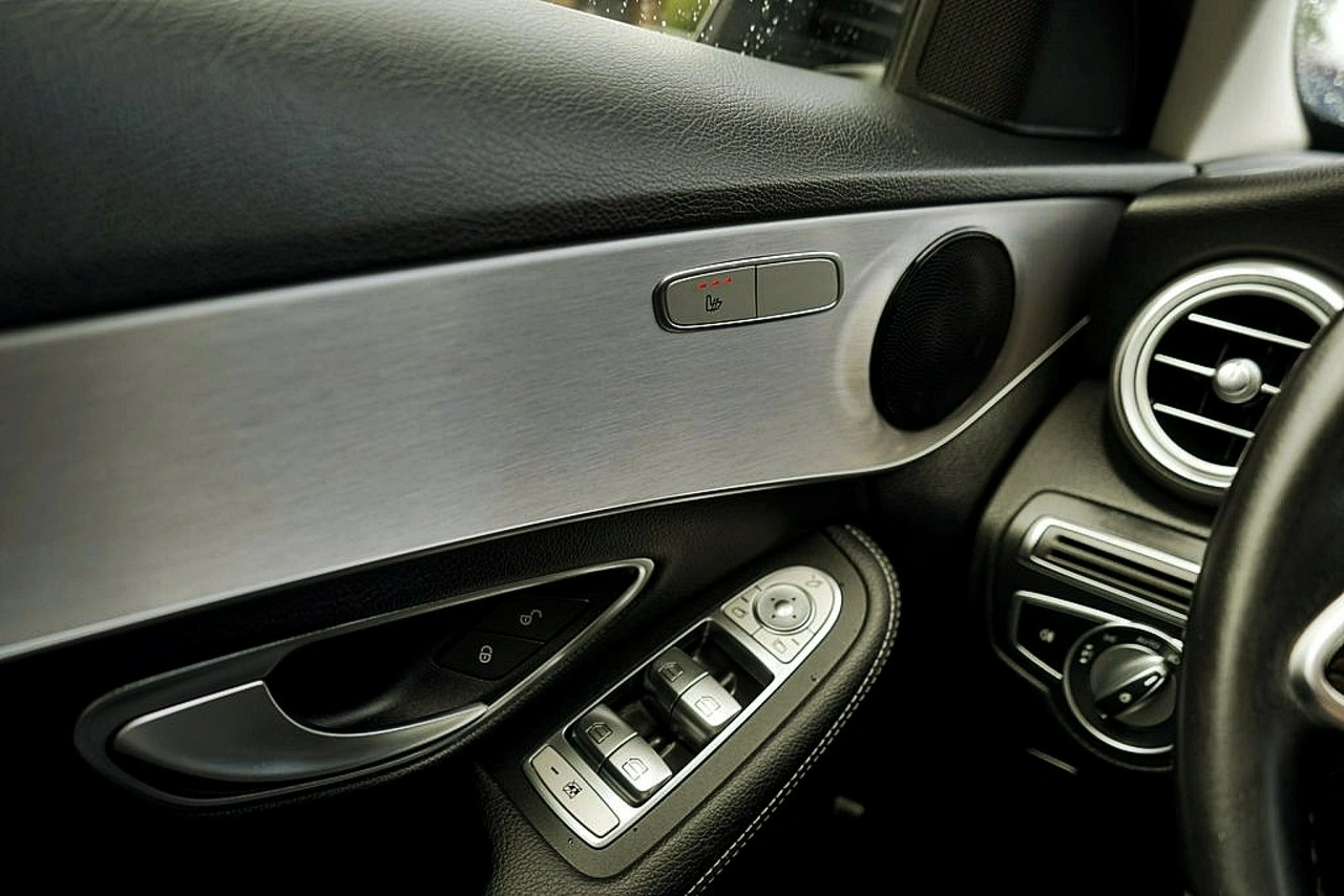Mercedes C 220 - Zdjęcie 17