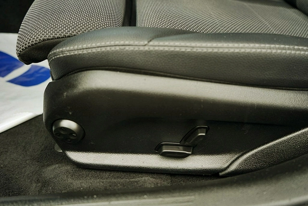 Mercedes C 220 - Zdjęcie 21