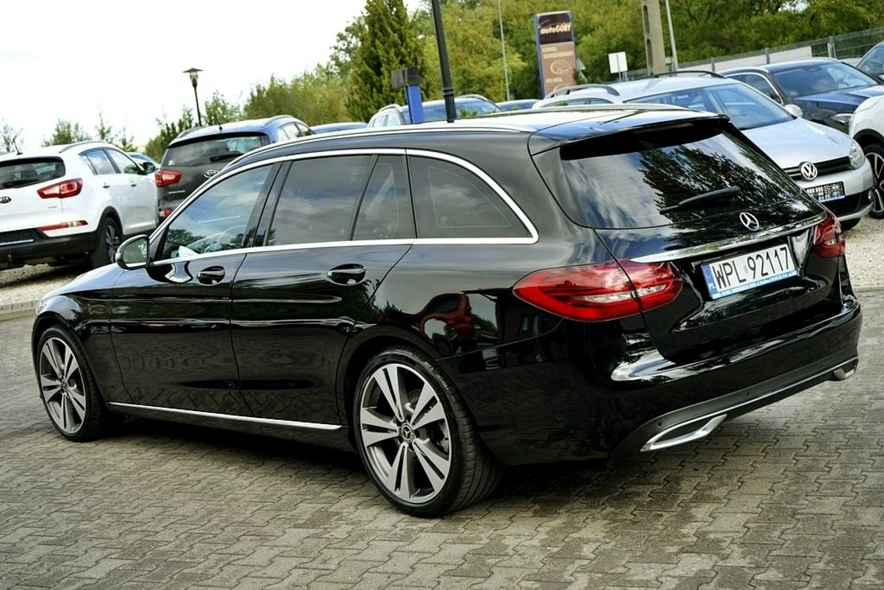 Mercedes C 220 - Zdjęcie 2