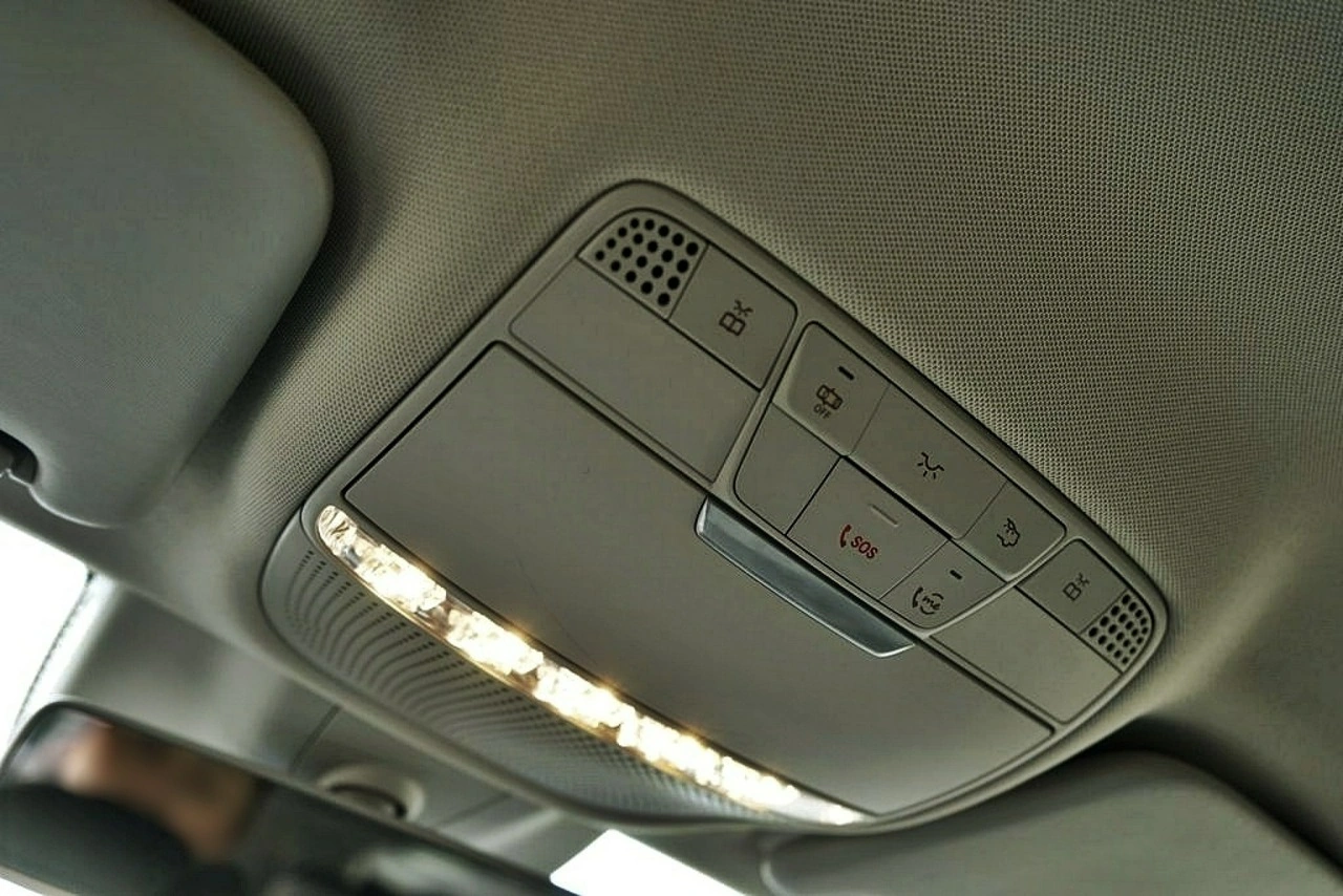 Mercedes C 220 - Zdjęcie 38