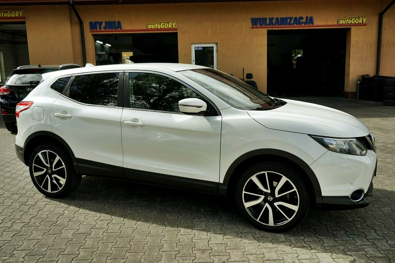 Nissan Qashqai - Zdjęcie 11