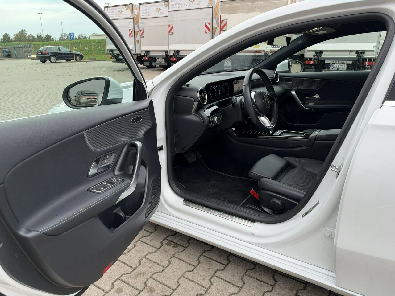 Mercedes A 200 - Zdjęcie 9