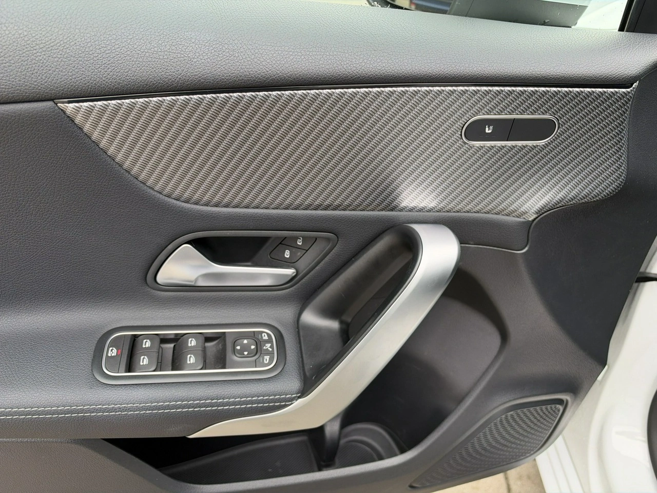 Mercedes A 200 - Zdjęcie 11