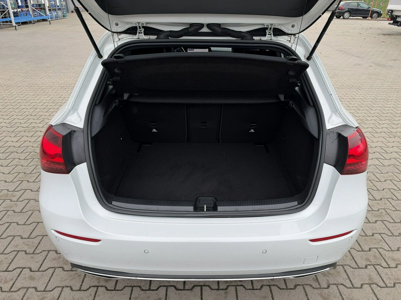 Mercedes A 200 - Zdjęcie 15