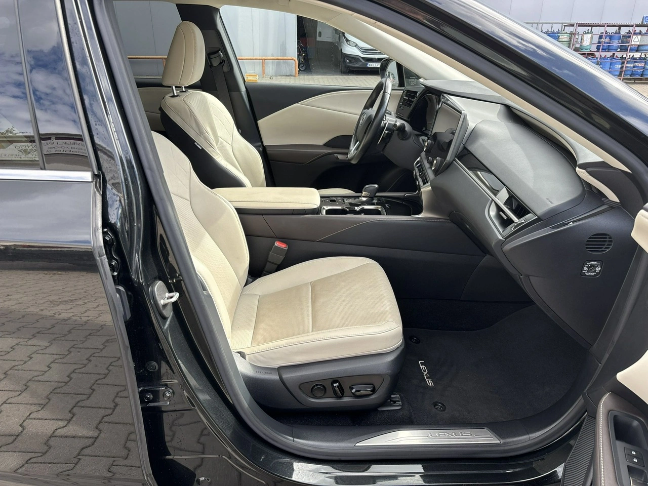 Lexus RX - Zdjęcie 14