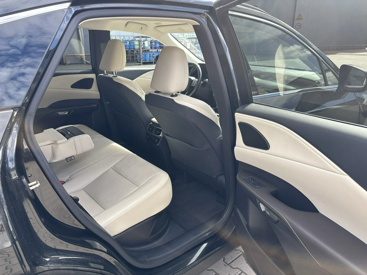 Lexus RX - Zdjęcie 17