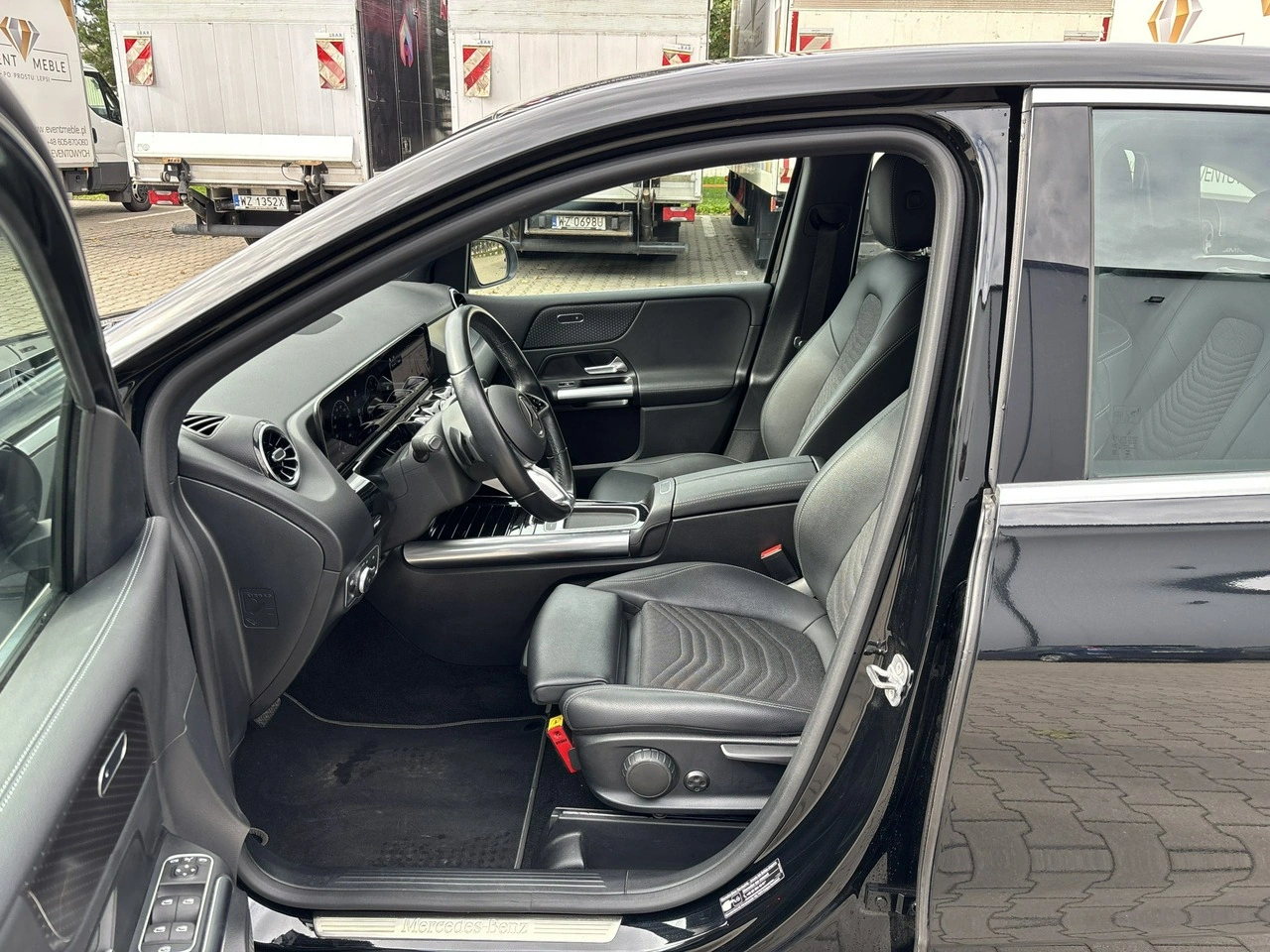 Mercedes B 220 - Zdjęcie 9