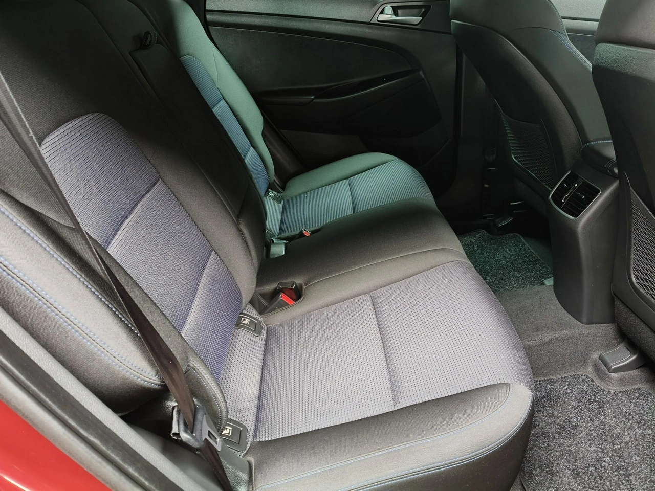 Hyundai Tucson - Zdjęcie 15