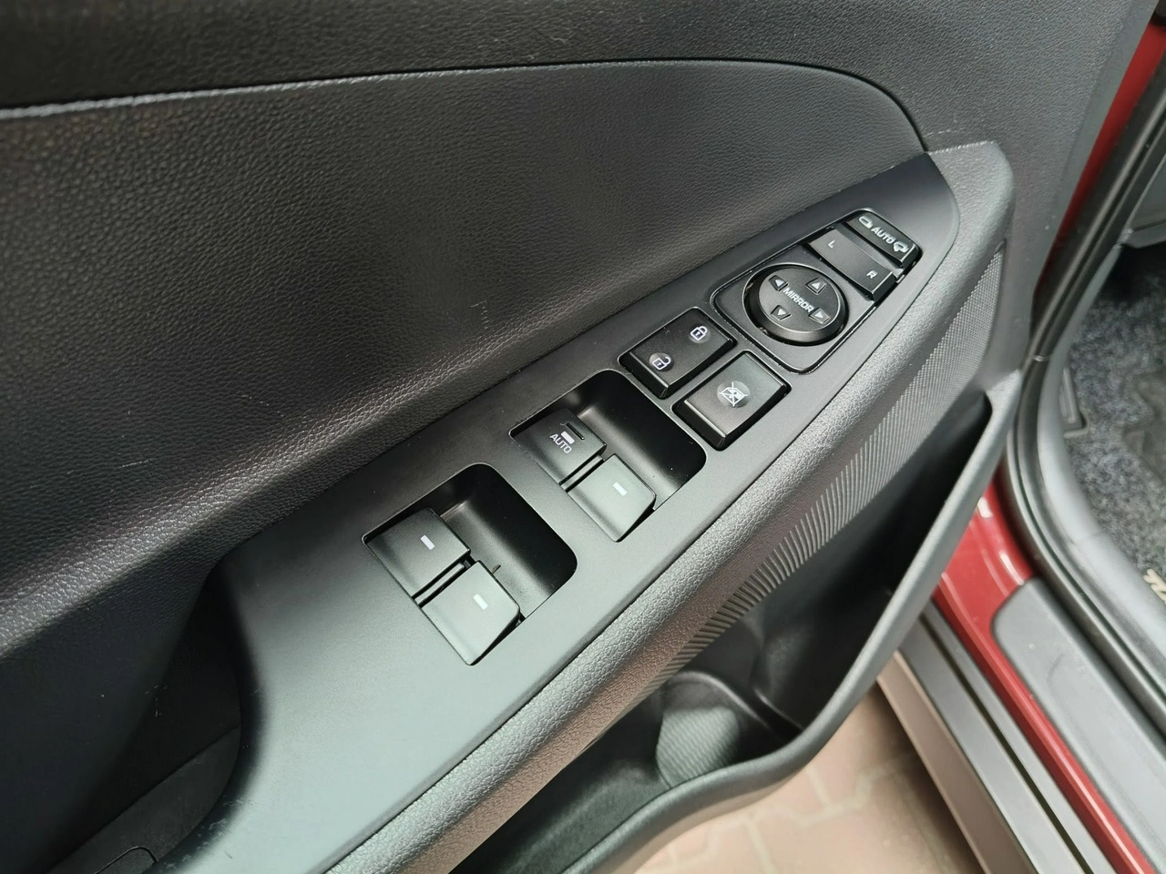 Hyundai Tucson - Zdjęcie 17
