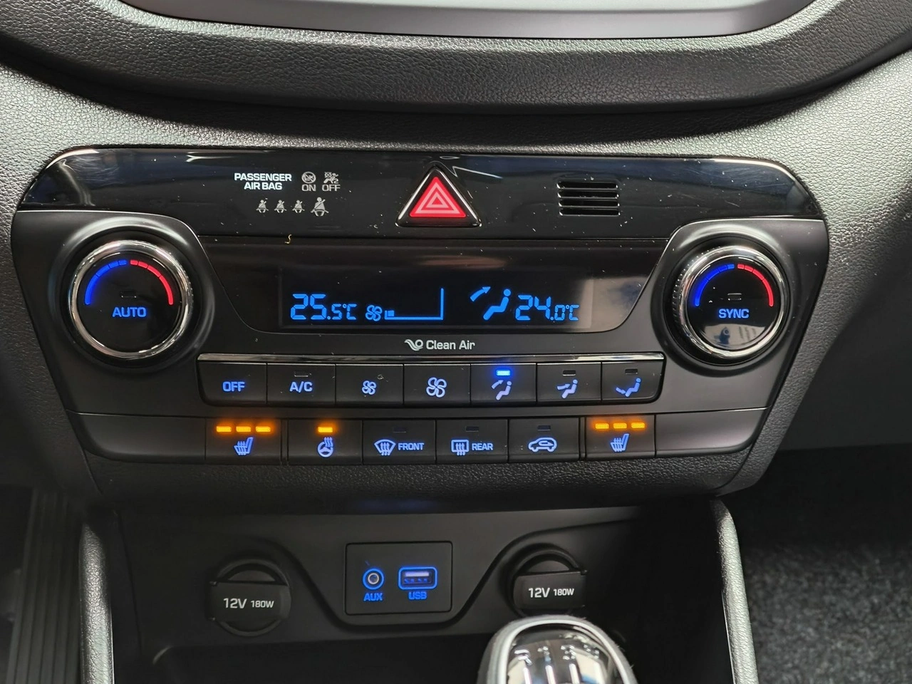 Hyundai Tucson - Zdjęcie 26