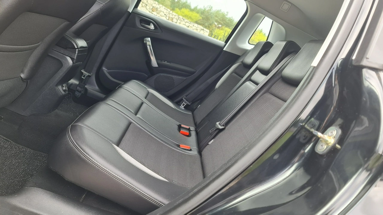 Peugeot 2008 - Zdjęcie 7