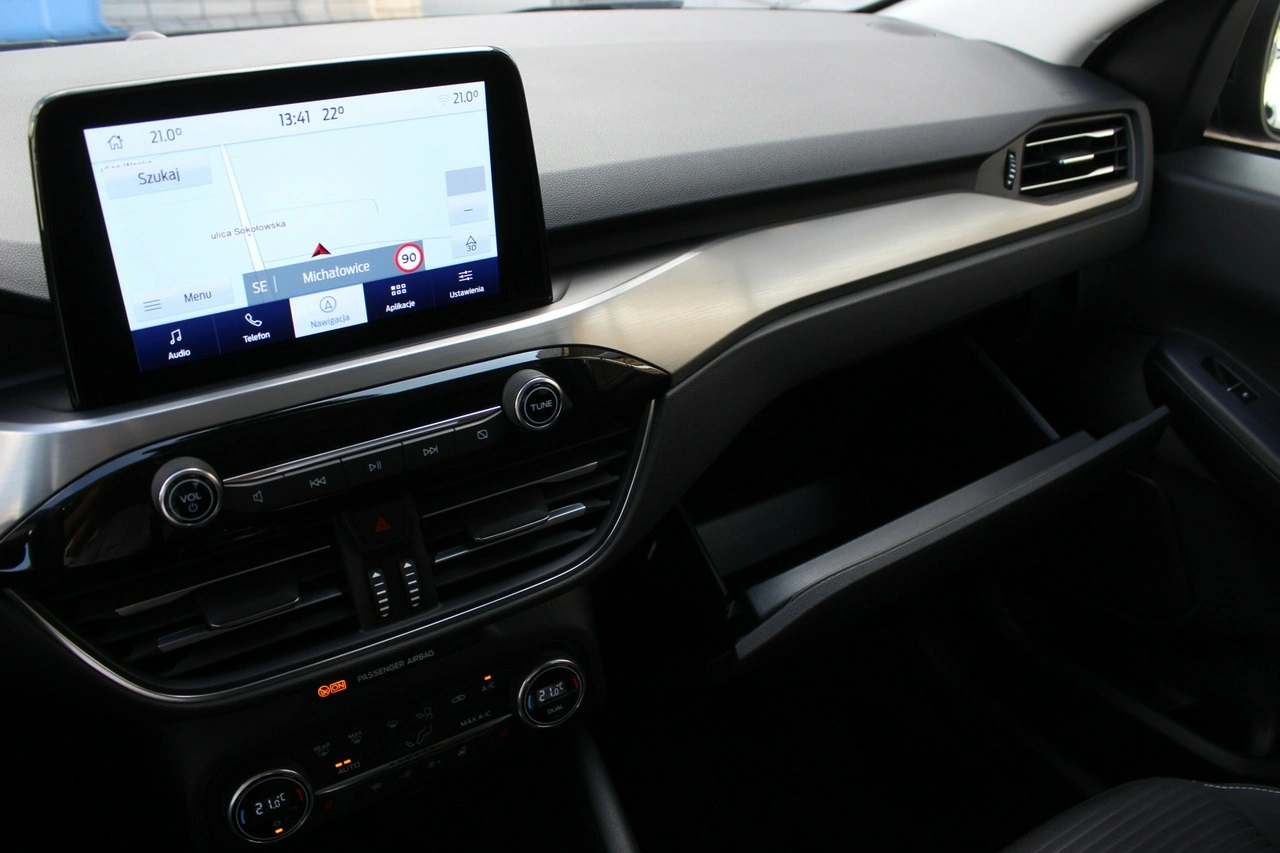 Ford Kuga - Zdjęcie 27