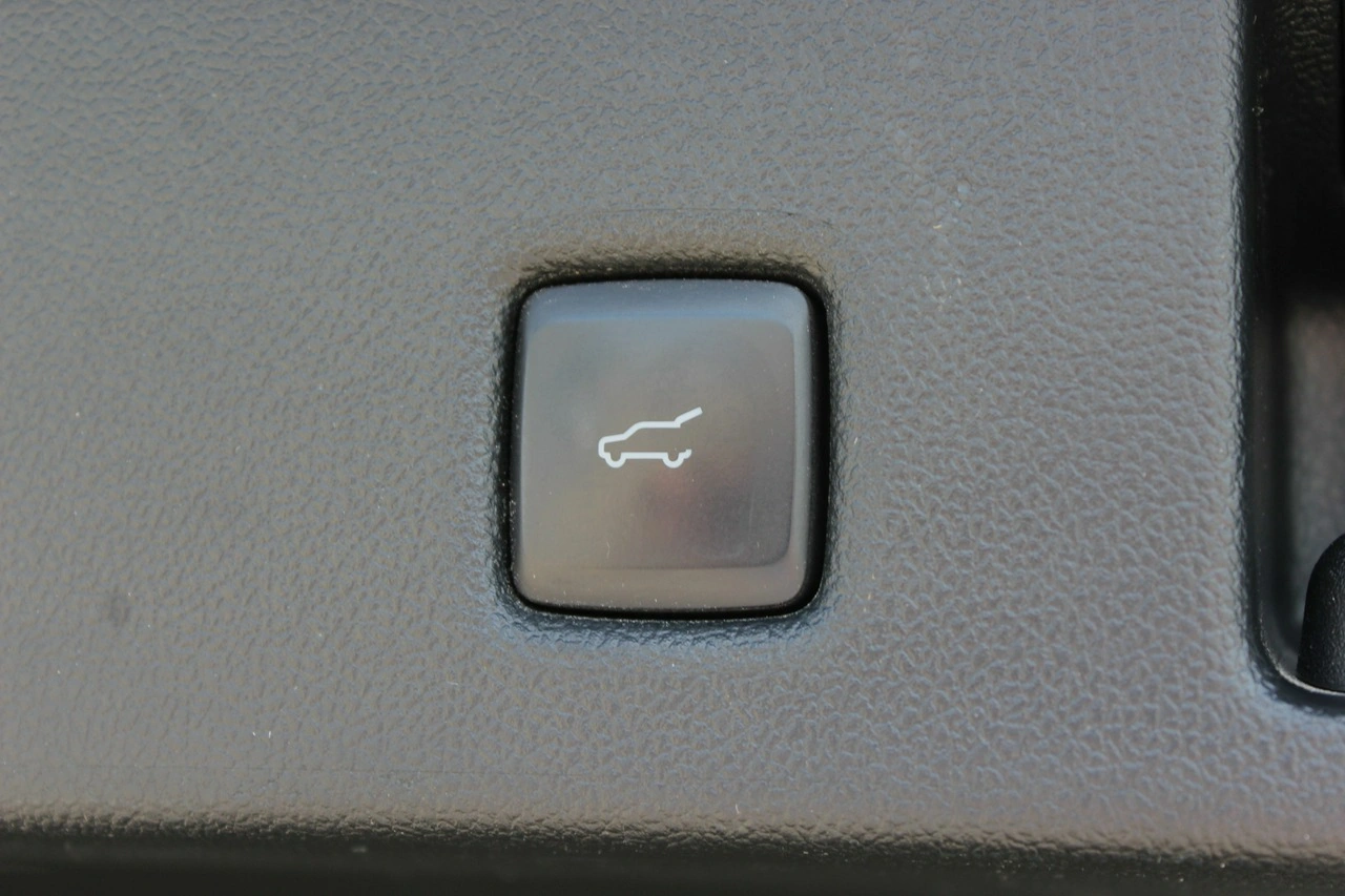 Ford Kuga - Zdjęcie 8