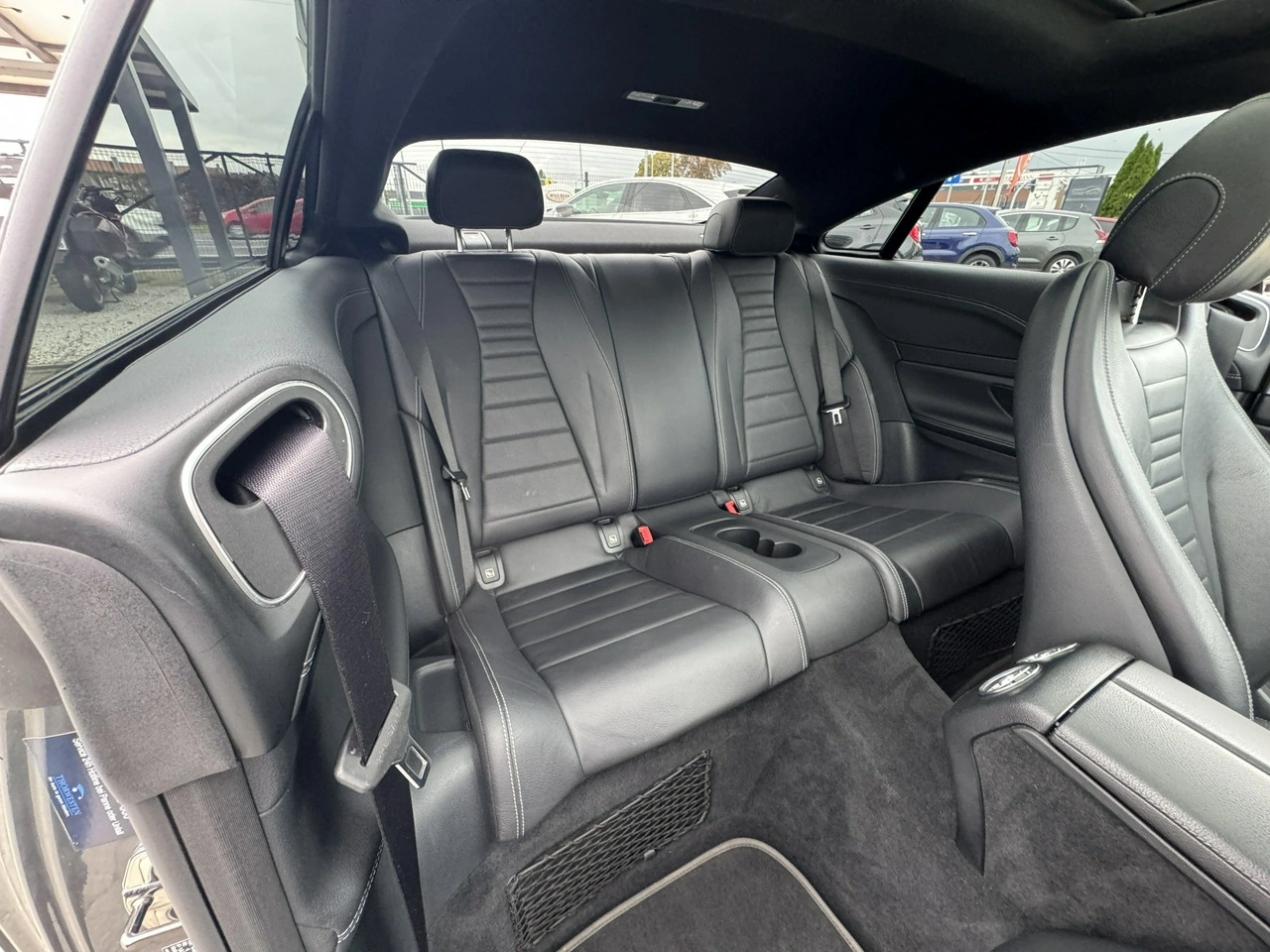 Mercedes E 200 - Zdjęcie 29