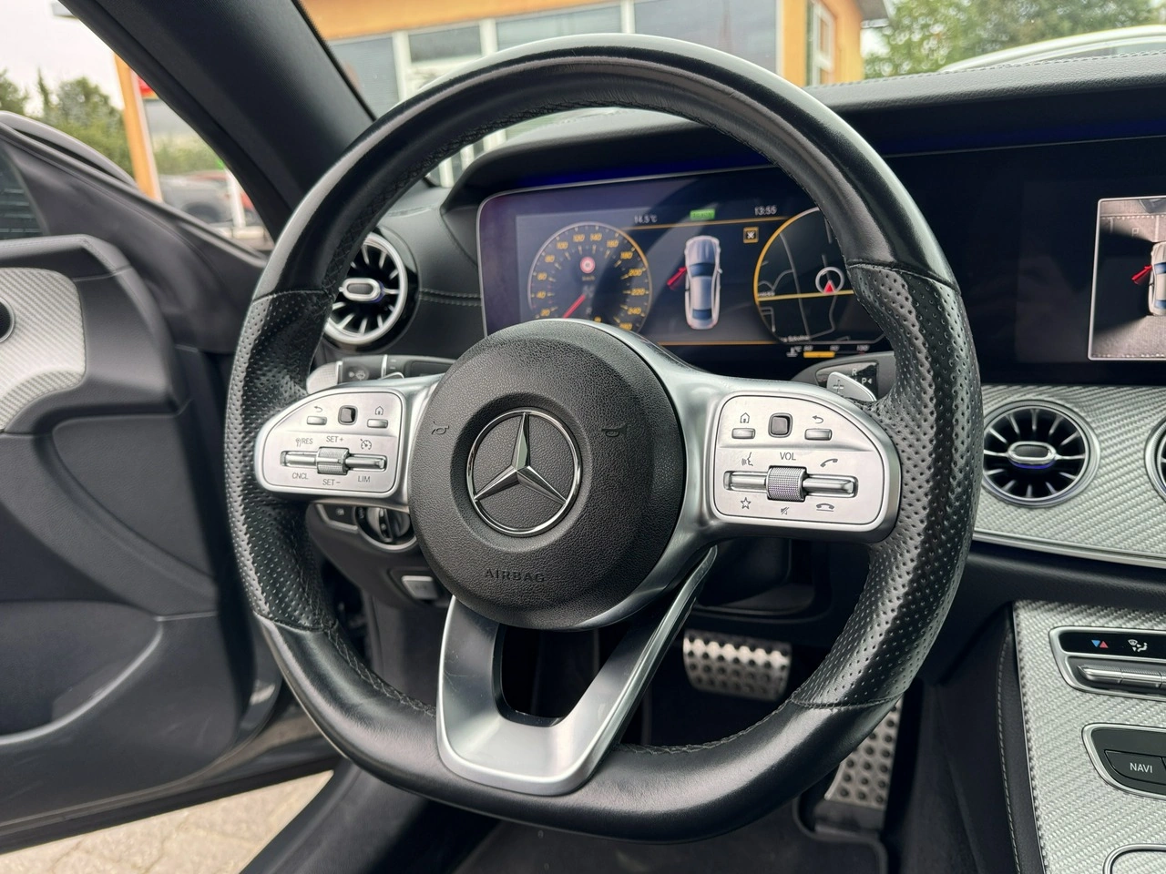 Mercedes E 200 - Zdjęcie 32