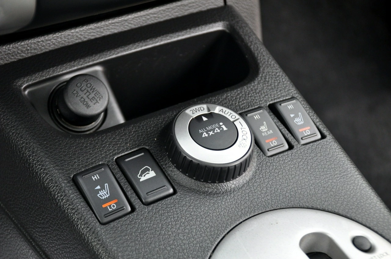Nissan X-Trail - Zdjęcie 35